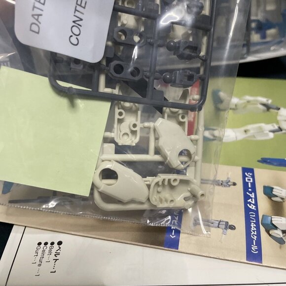 GUNDAM Ez8 HG 1/144 Model RX-79 MOBILE SUIT GUNDAM 08th MS TEAM Bandai 1998 NIB - Picture 8 of 8